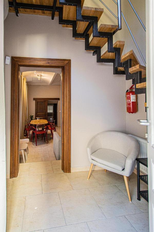Appartement Modern And Spacious In Center
