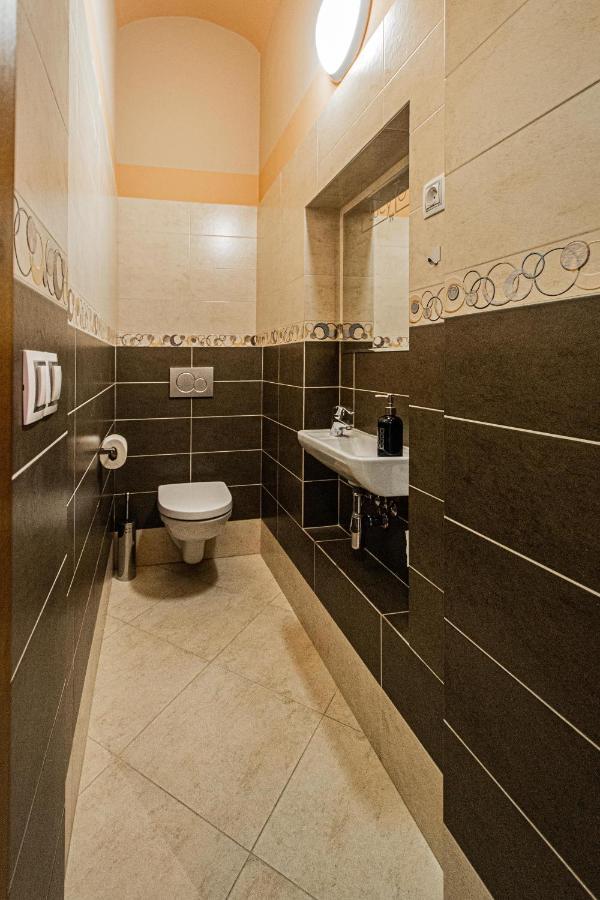 Modern And Spacious In Center Appartement