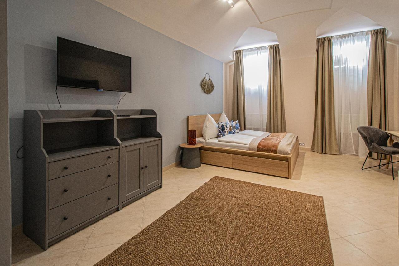 Appartement Modern And Spacious In Center